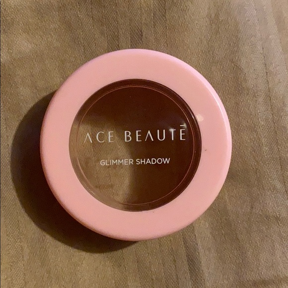 Eye shadow - Picture 2 of 4